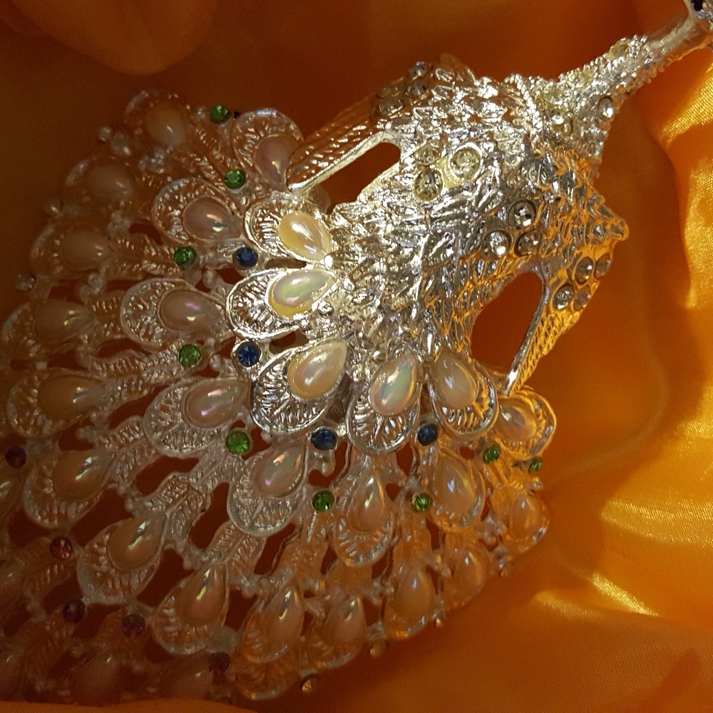Bling. Elegant Trinket box